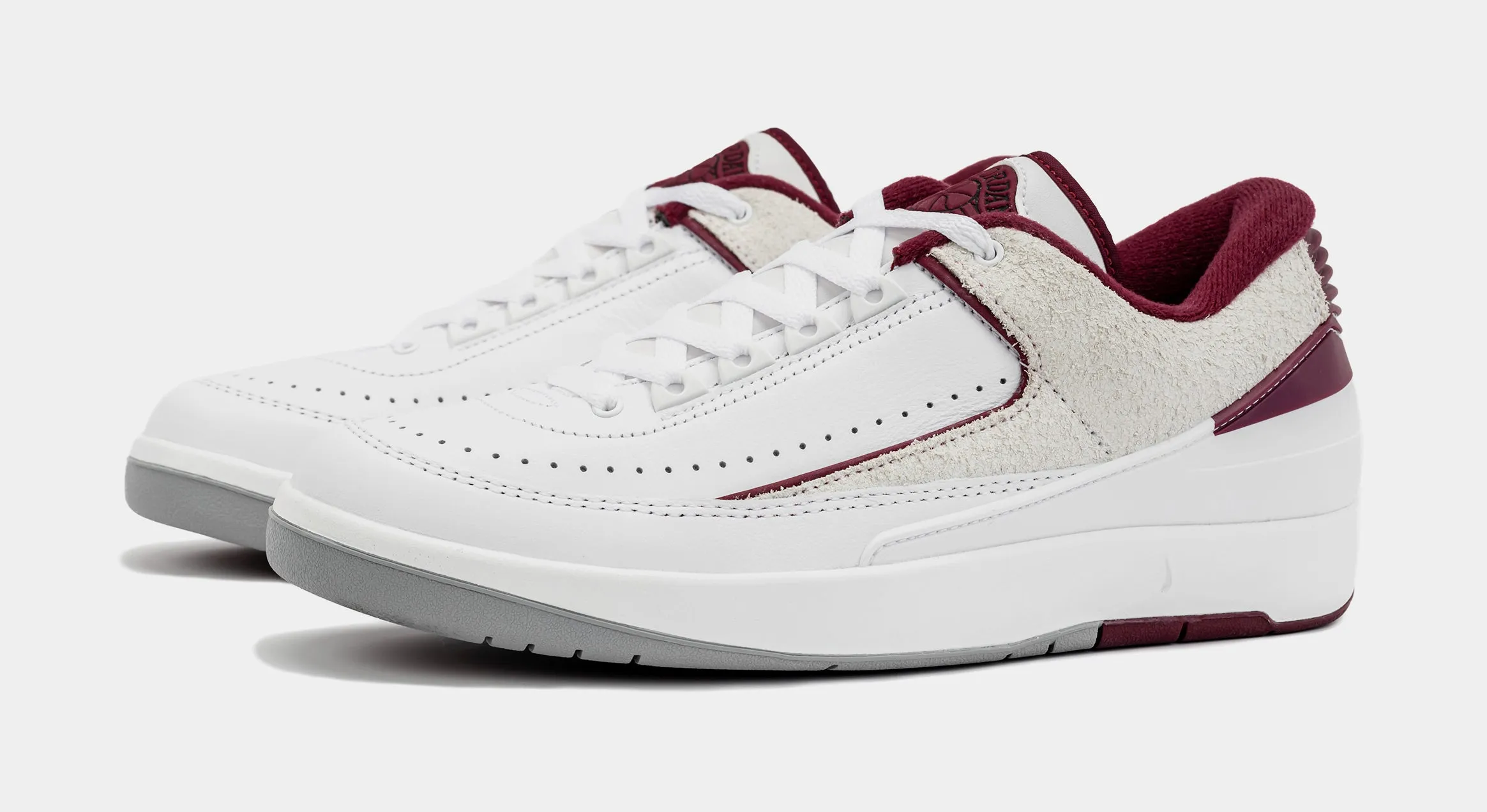 Air Jordan 2 Retro Low Cherrywood Mens Lifestyle Shoes (White/Red)