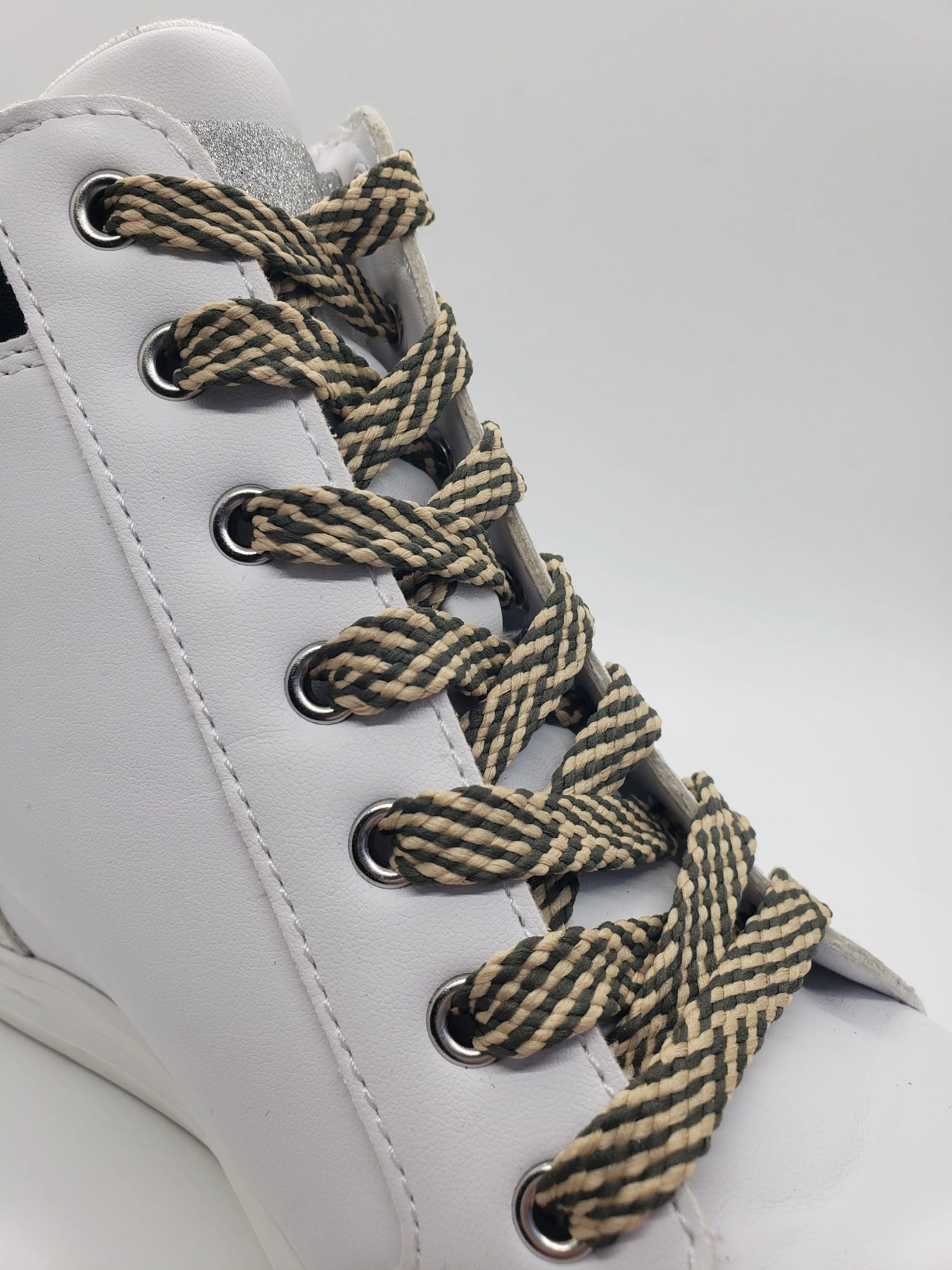 Flat Herringbone Shoelaces - Olive Green and Tan