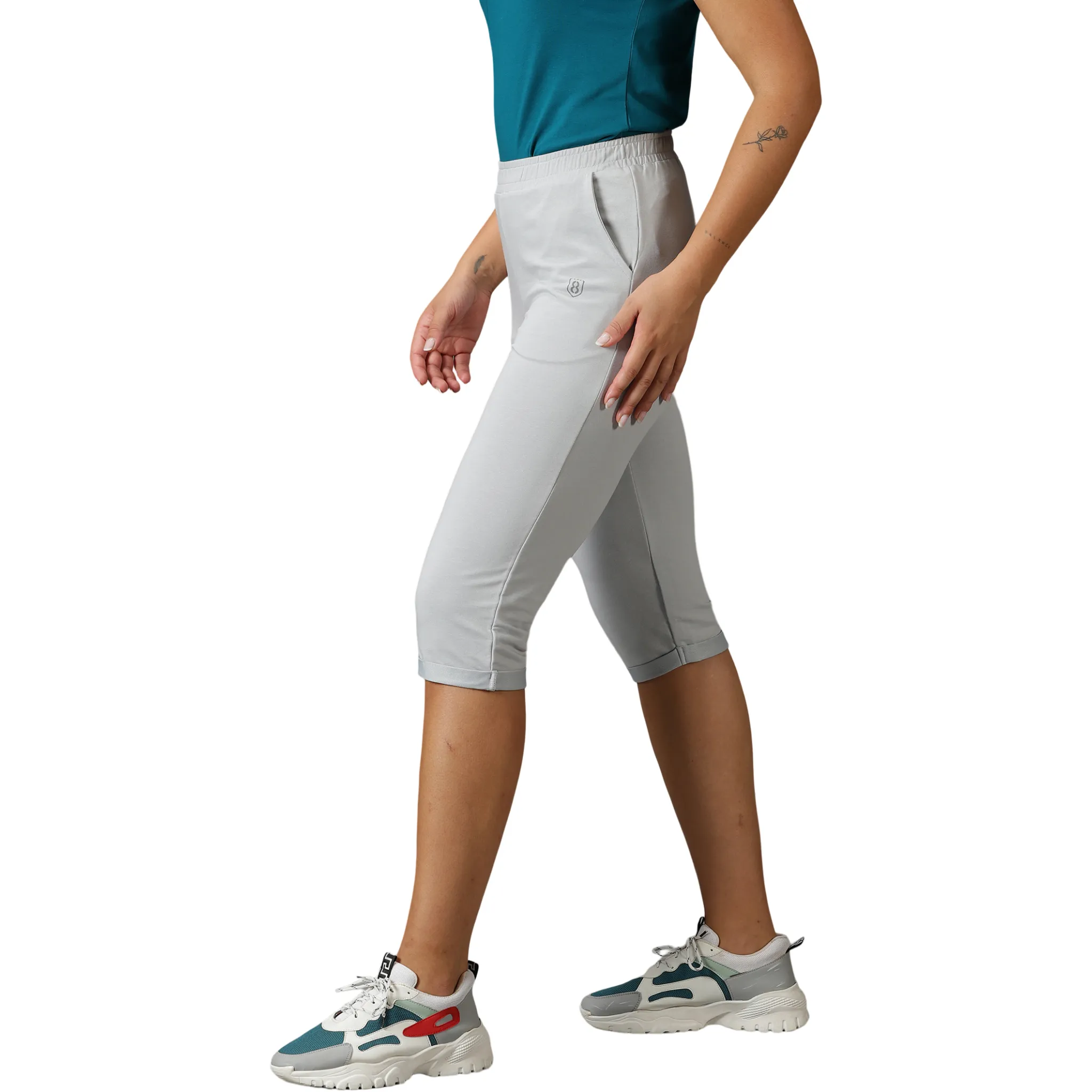 Women's Regular Fit Capri with Elasticated Waist & Side pockets